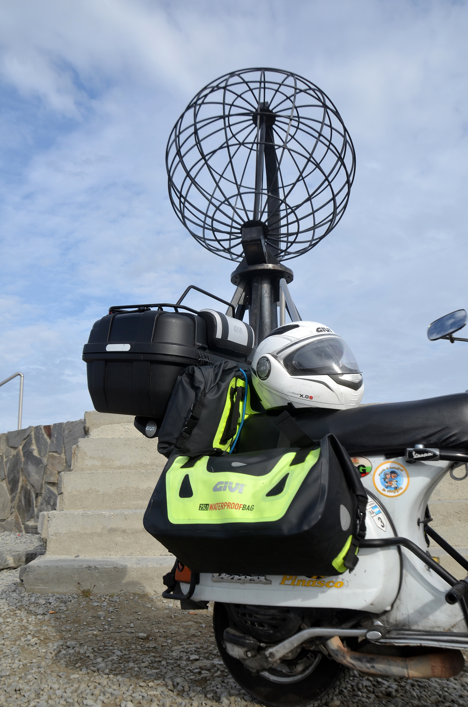 TO+THE+NORTH+CAPE+IN+VESPA