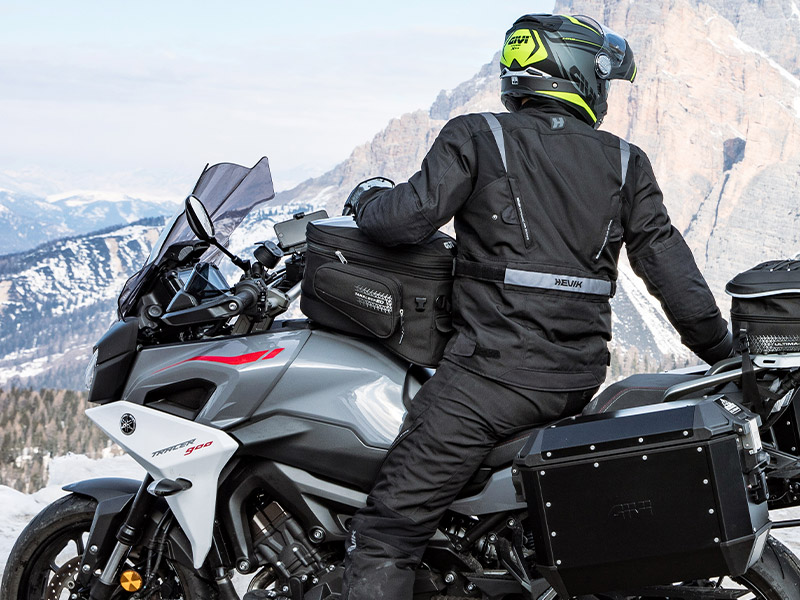 Equipement moto : sacs de voyage étanches par Givi