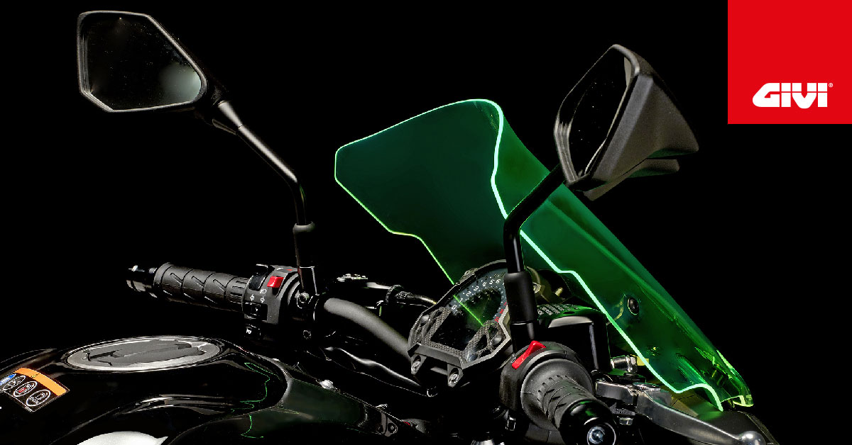 Givi+d%C3%A9die+son+nouveau+pare-brise+%E2%80%9CLime+Green%E2%80%9D+%C3%A0+votre+Kawasaki%21