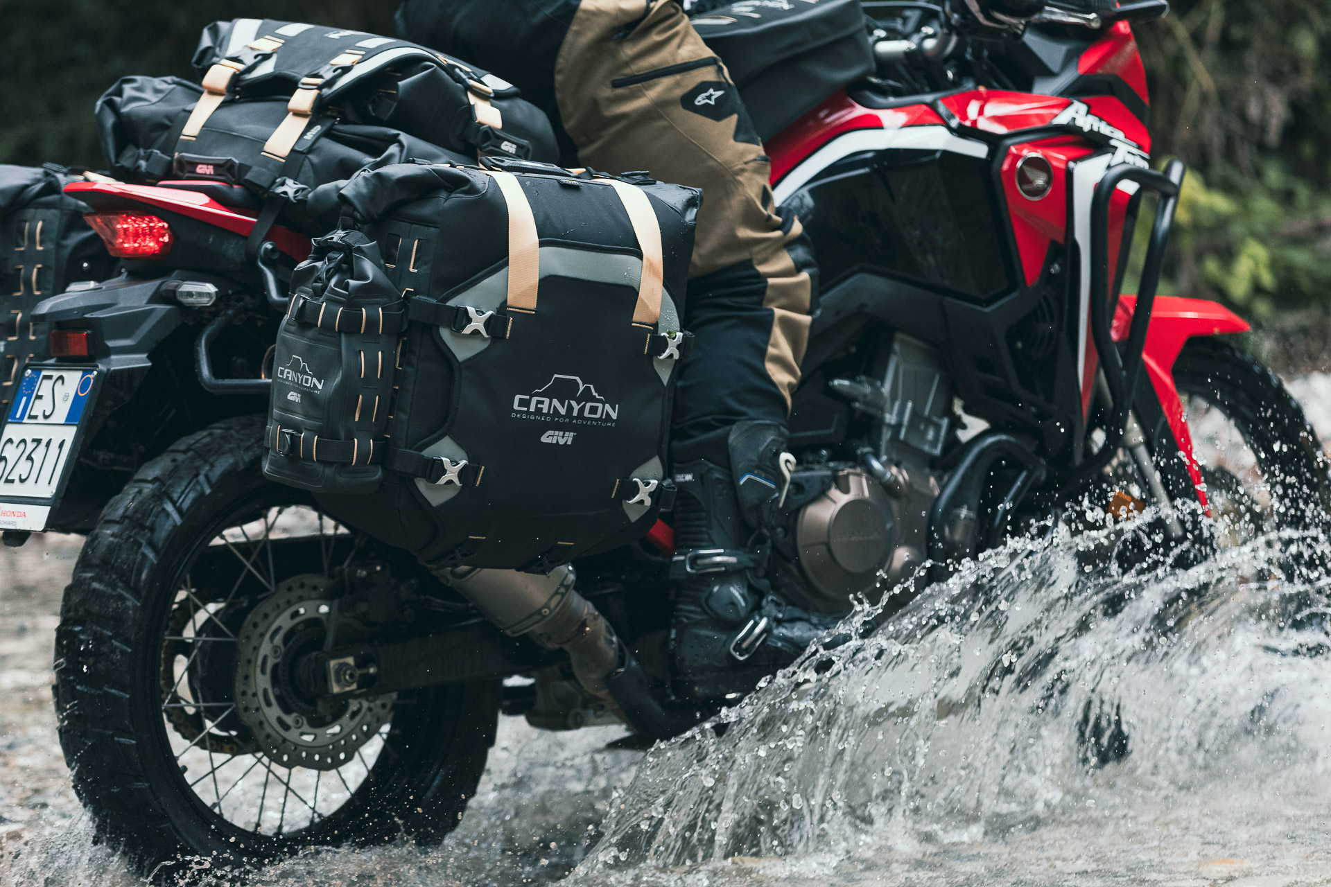 GIVI CANYON